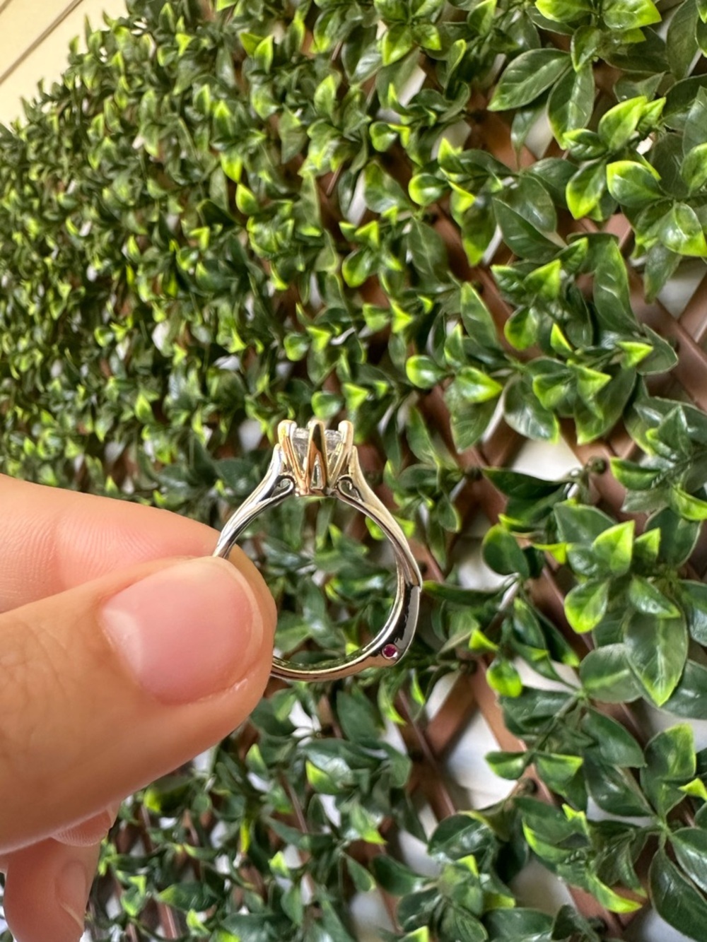 💎 18K Gold plated & 925 Silver Moissanite Twisted Two Tone Engagement Ring - Picture 7 of 7